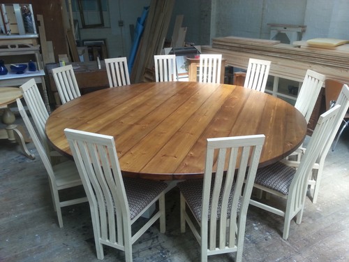 14 seater large round - large,