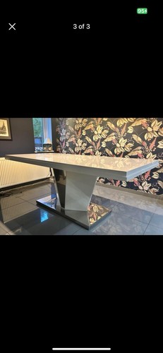 Luxury large seater - 8-10,