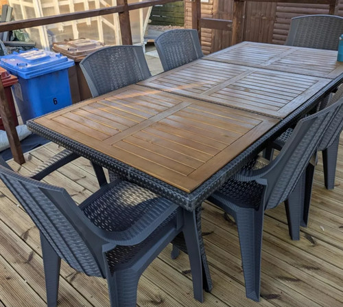 Large rattan dining table - large,
